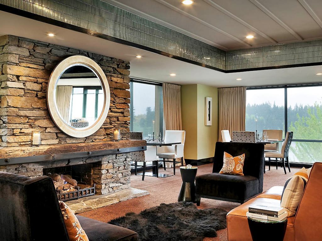 Queenstown Hotel