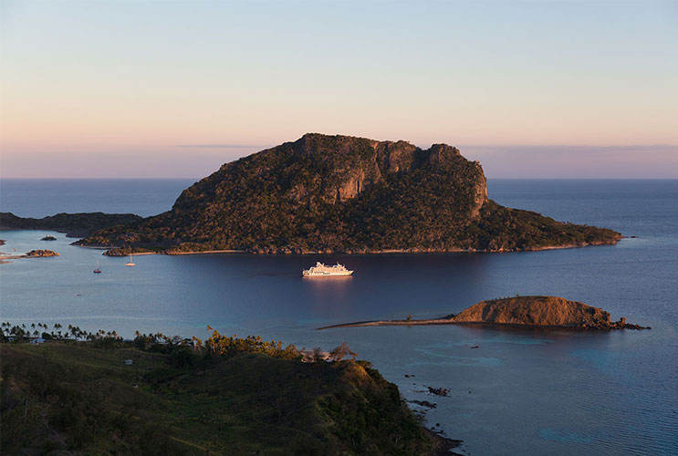 7 Night Yasawa Islands Cruise Fiji